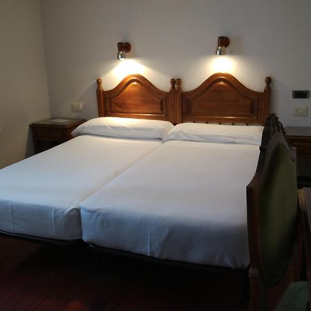 פואבלה דה סנאבריה Hotel Los Perales מראה חיצוני תמונה
