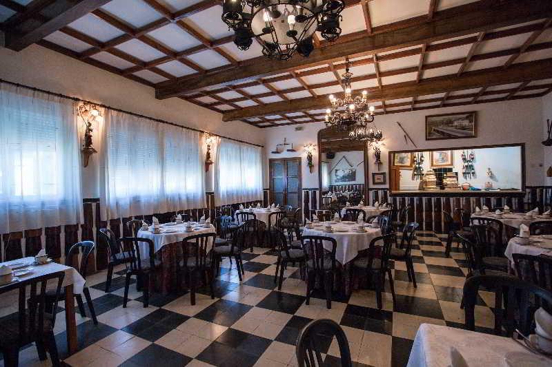 פואבלה דה סנאבריה Hotel Los Perales מראה חיצוני תמונה